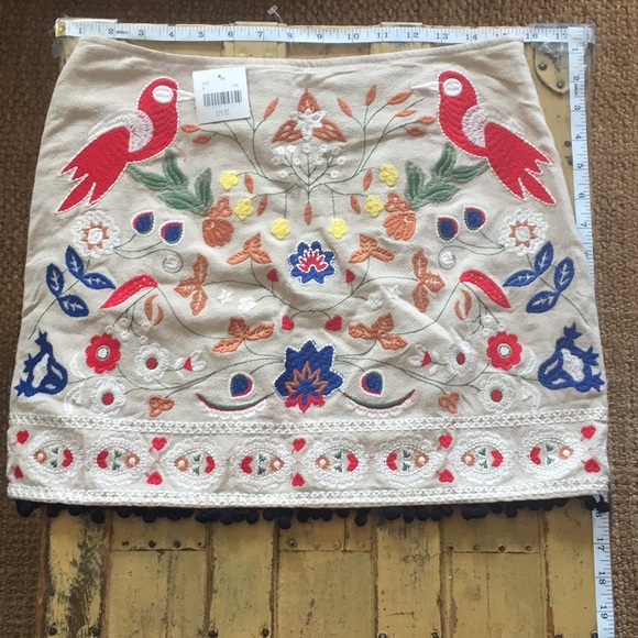 NWT ANTHROPOLOGIE BOHO EMBROIDERED MINI SKIRT XS M - Picture 13 of 14